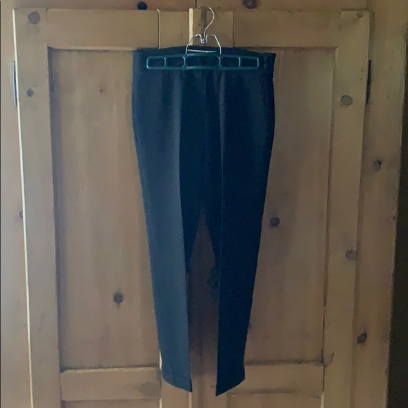 French Connection Black 3/4 length pants. - Picture 1 of 3